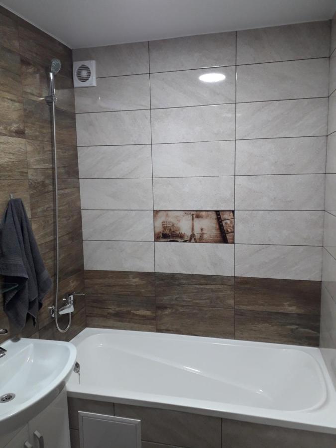 Stefan 16-50 Daire Balti Dış mekan fotoğraf